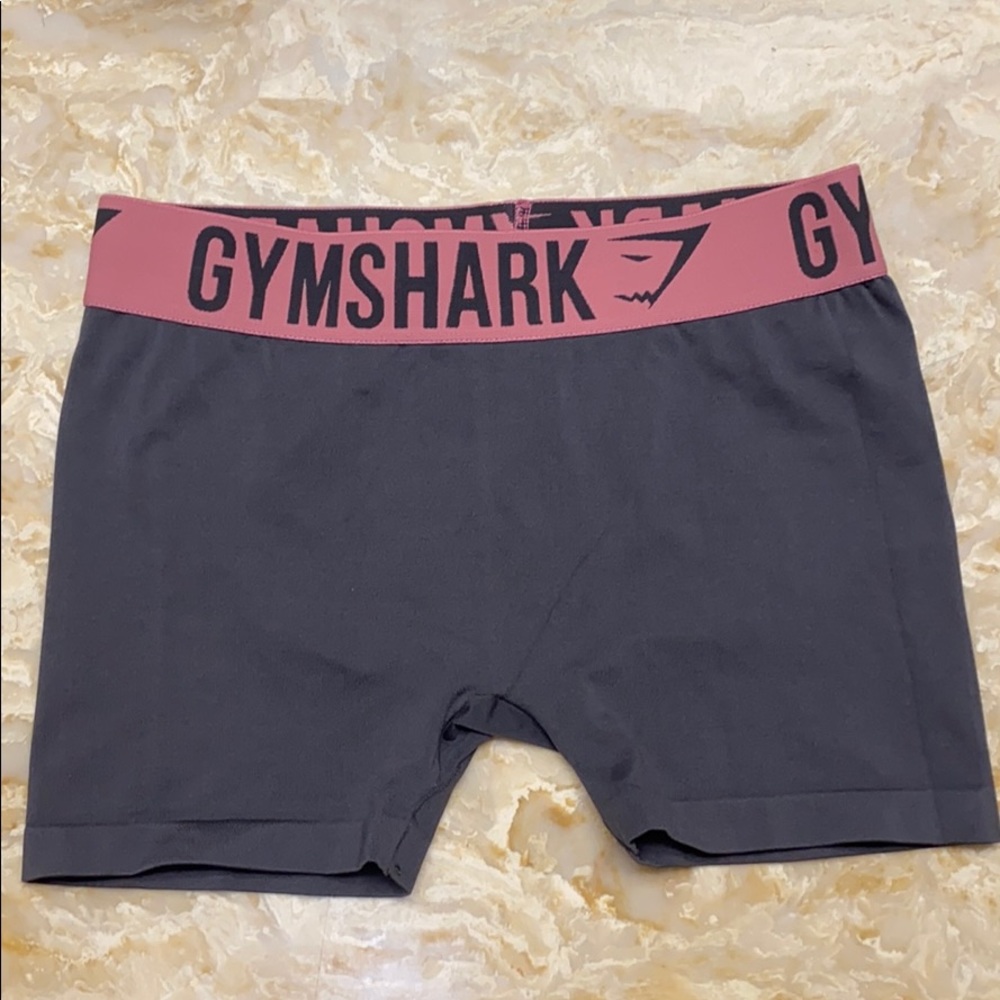 Seamless shorts